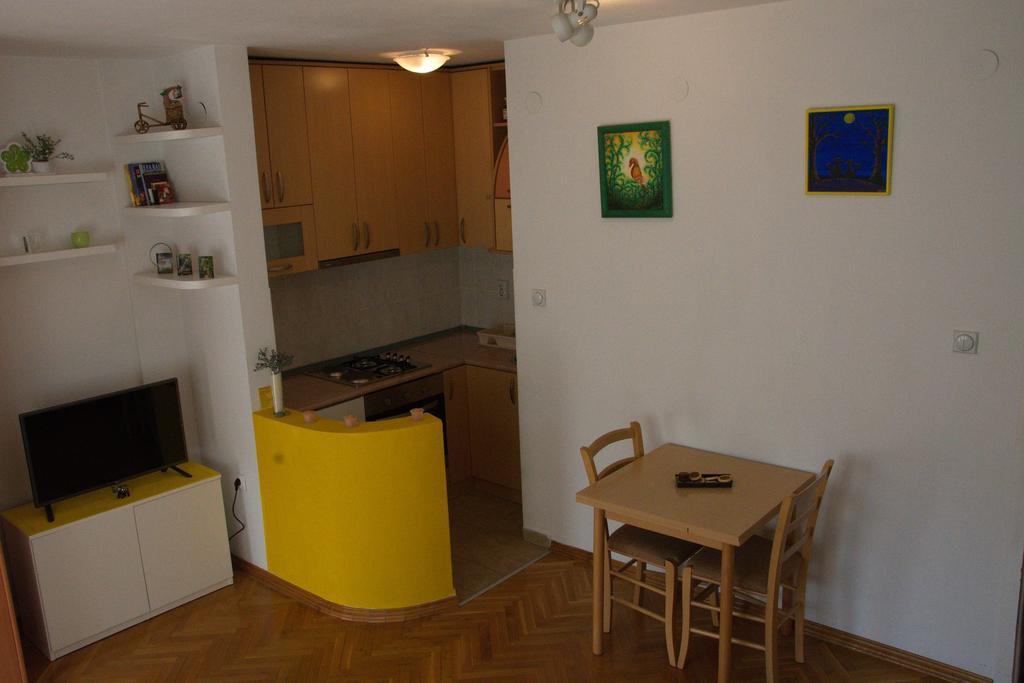 Studio Apartment In Novi Sad Center 외부 사진